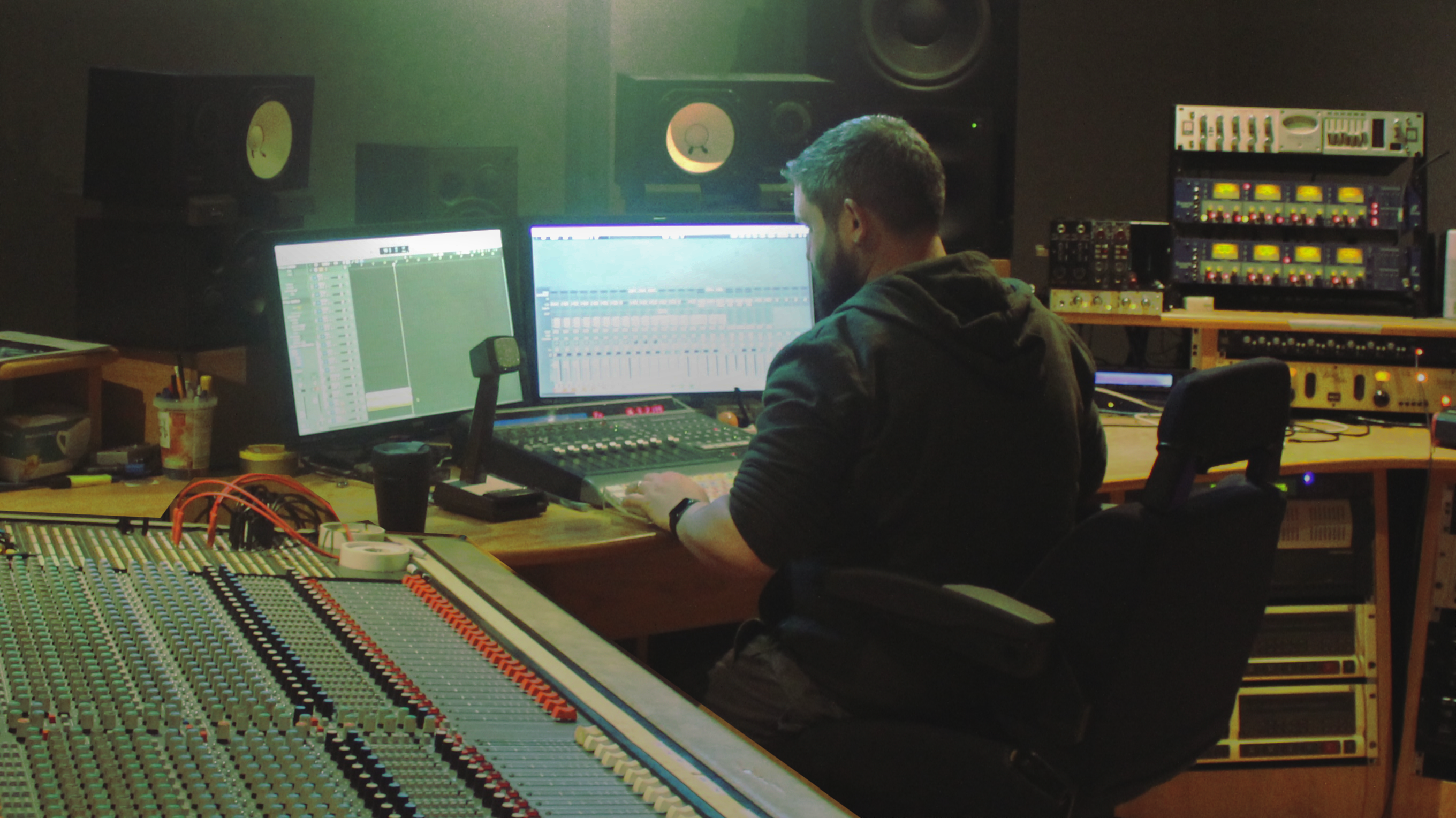 picture of Daryl in Studio